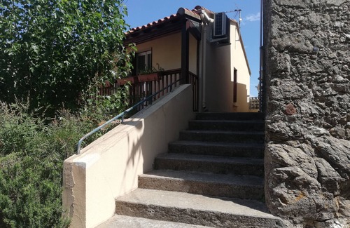 Ansignan Apartment | Unique, comfortable apartment with beautiful view, quiet location.