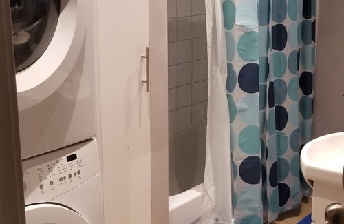 East Kildonan House | Unique cute three bedroom house for rent.