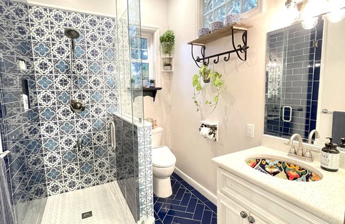 Pinellas Park Bed & Breakfast | Unique Experience at Neems Paradise❣️