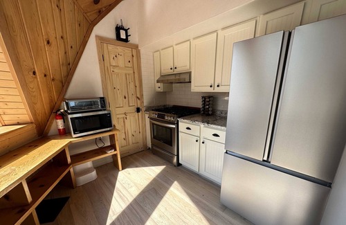 Schroeder House | Unique Geo Dome with Stunning Lake Superior Views