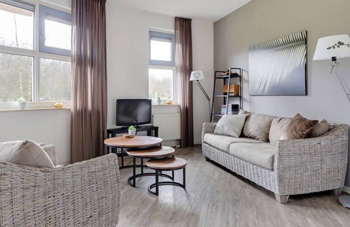 Noordwolde House | Unique holiday home in Noordwolde with garden