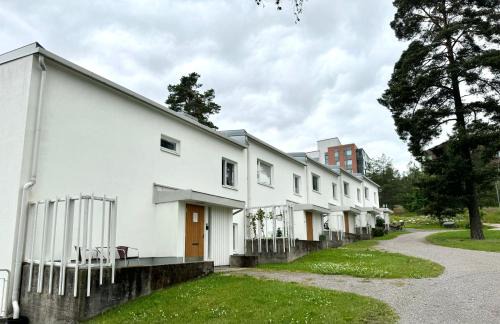 Aviapolis House | Unique House only 3 min from the airport