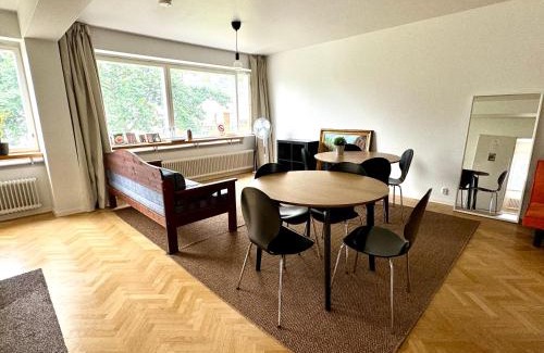 Aviapolis House | Unique House only 3 min from the airport