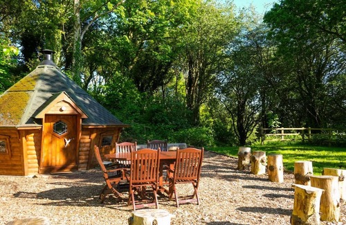 Belper House | Unique, Imposing House for Large Family Get togethers and Events, with Amazing Views