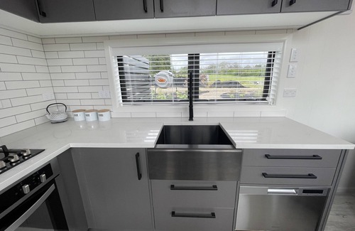 Lower Kaimai House | Unique location for Nature lovers or Romantics alike