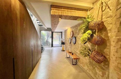 Financial District Apartment | Unique Loft Design, Zona G with Private Terrace