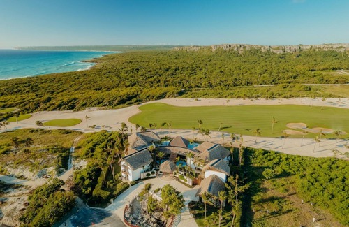 Punta Cana Villa | Unique luxury ocean-view villa featuring full service & private beach club