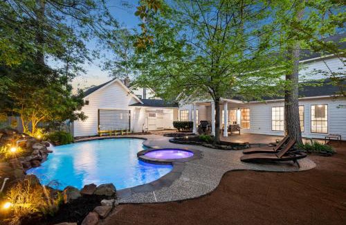 The Woodlands House | Unique Mid century modern in The Woodlands