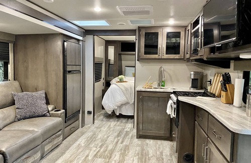 Carmel Valley House | Unique Off-Grid experience with Stunning Views Close to Wine Tasting