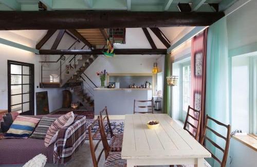 Heerewaarden Villa | Unique place on the river Waal