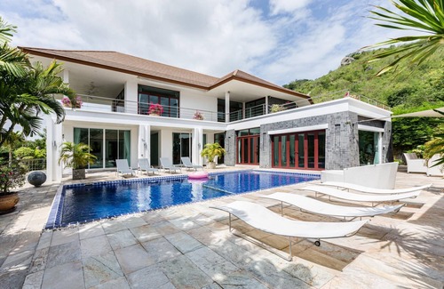 Khao Tao Villa | Unique Pool Villa with 5 Bedrooms and Sea View (PM-C1)