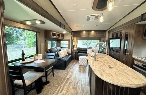 Bonney Lake House | Unique stay where Camper meets resort. Lake front and countless amenities.