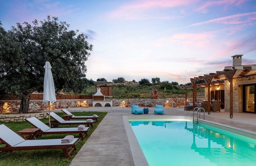 Melidoni Villa | Unique Stonebuilt rural Retreat & private pool II