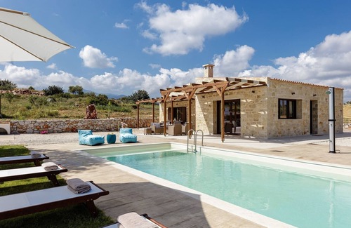 Melidoni Villa | Unique Stonebuilt rural Retreat & private pool II