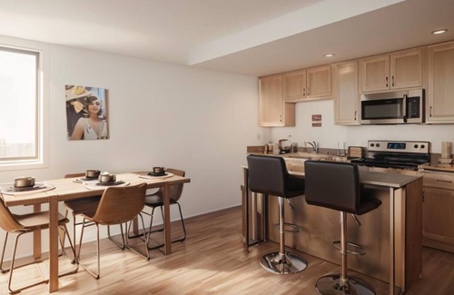 Southwest Berkeley Apartment | Unique sunny flat with balcony