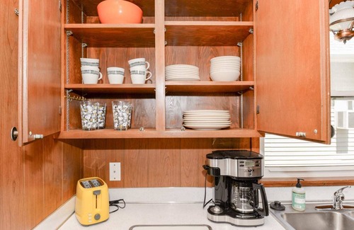 Roosevelt House | Unique Two Story with a Vintage Flare