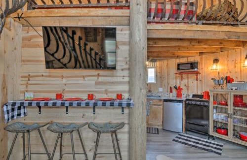 Piute County Apartment | Unique Utah Tin Cabin with Mountain Views!