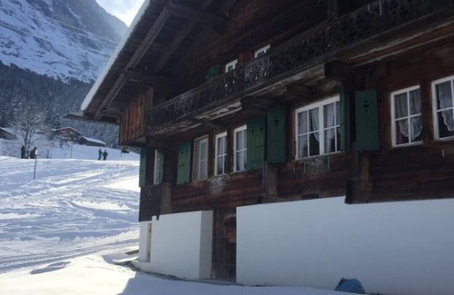 Grindelwald Apartment | Unique view of the Eiger Mönch and the surrounding mountains