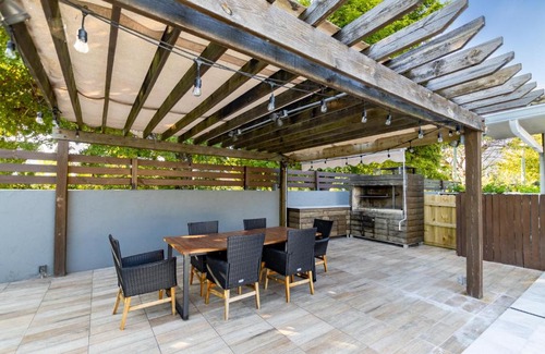 North Miami Beach Villa | Unique Villa with a Cabana, Arg Grill, Pool & Mini Golf
