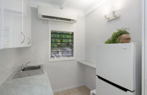 Nelly Bay Apartment | Unit 129 Amaroo Superior Twin Studio Apartment
