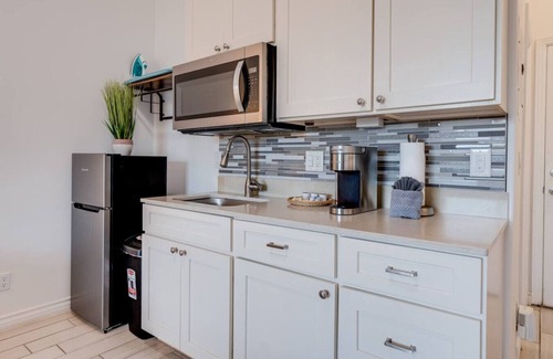 Wailuku Apartment | Unit 14 Maui Ohana Modern Studio