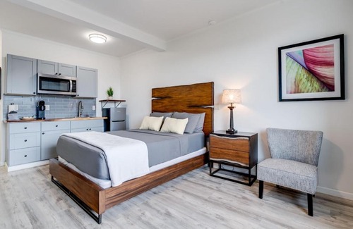 Wailuku Apartment | Unit 16 Maui Ohana Modern Studio