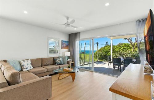 Point Arkwright Apartment | Unit 2 Beach Gallery