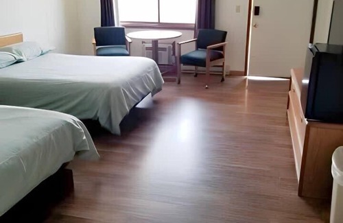 Wisconsin Rapids Apartment | Unit #22 - Snooze Motel