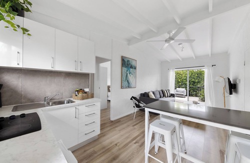 Sunshine Beach Apartment | UNIT 3 Pacific Ave Sunshine Beach
