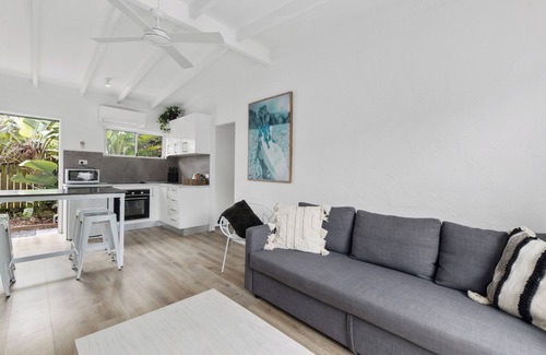 Sunshine Beach Apartment | UNIT 3 Pacific Ave Sunshine Beach
