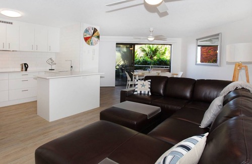 Coolum Beach Apartment | Unit 4 'Coolum Cove'