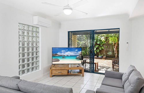 Mudjimba Apartment | Unit 4 'Pandana Shores'