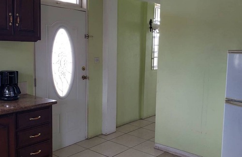 Roseau Apartment | Unit 5/6 · Unit 5/6 Private Apartment - Roseau
