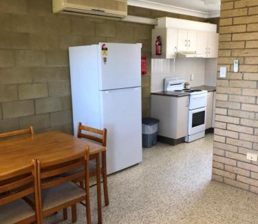 Emu Park Apartment | Unit 6 Pattison