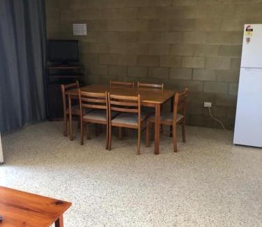 Emu Park Apartment | Unit 6 Pattison
