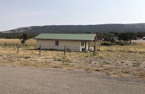 Redvale Cabin | Unit 70 Hunting Cabin