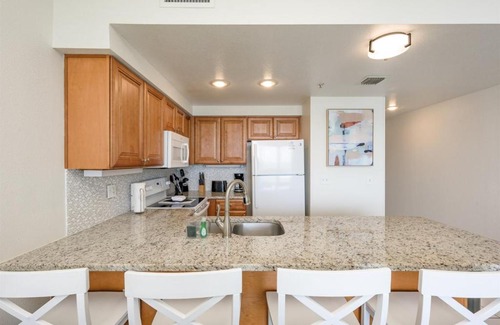 Daytona Beach Apartment | Unit 809 Ocean Walk - 1 Bedroom Ocean Front
