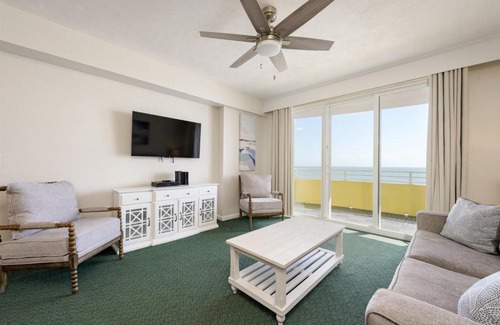 Daytona Beach Apartment | Unit 809 Ocean Walk - 1 Bedroom Ocean Front