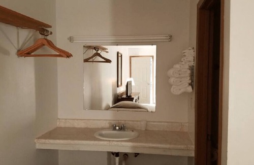 Golconda Apartment | Unity Lodge Suite 9