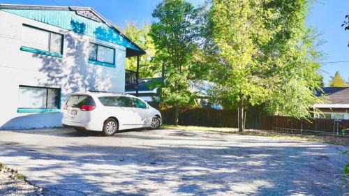 Lower Avenues House | University Stay-near U Of U, Hospitals, Downtown