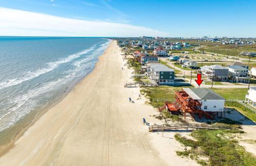 Surfside Beach House | Unobstructed Oceanfront SPECKLED TROUT Unit 5 Beach Pad!