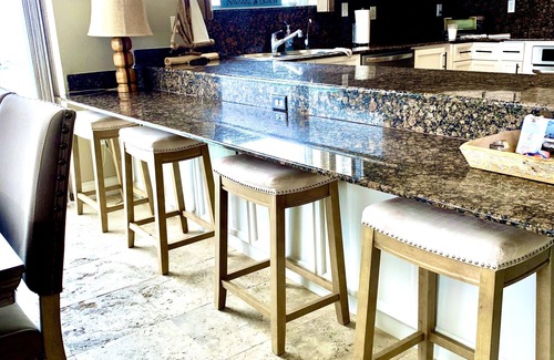 Navarre Beach Condo | Unobstructed Panoramic Views of Aqua-marine Waters & Sugar-white Gulf Beaches