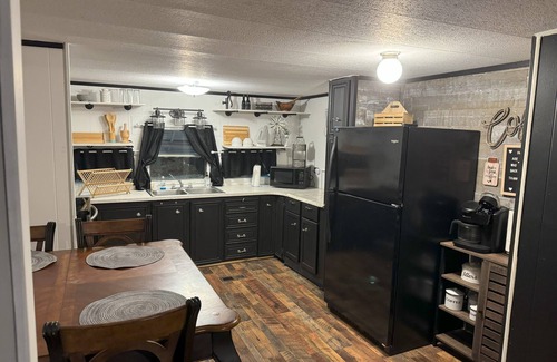 Williamsville House | Unplug for a weekend at Lake Wappapello.