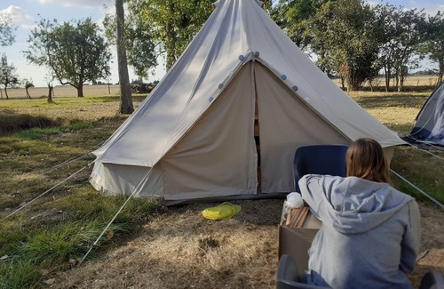Oucques Cabin | Unusual tepees available only in high season
