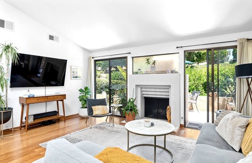 Carlsbad House | Unwind at this 2BD/2BA 1542sf fully-remodeled La Costa Carlsbad townhome.
