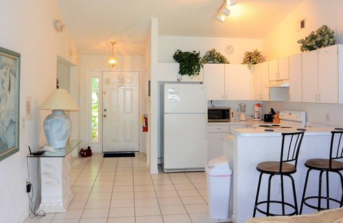 Sunrise Lakes House | Unwind by the Pool in Charming Villa Woodridge Clermont 3BR 2BA with Free Wi-Fi