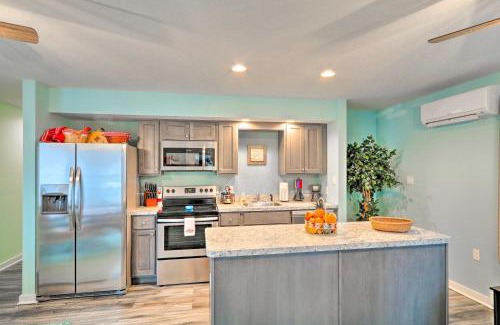 Brodheadsville House | Unwind Fireside! Poconos Cottage 12 Mi to Slopes