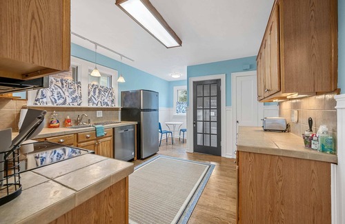 Clayton-Tamm House | Unwind in Charm | Your Cozy STL Haven/ABODEbucks