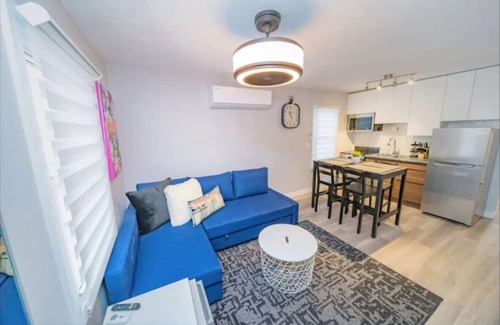 Niagara Falls Apartment | Up and Classy Canadian Suite - Near Attractions