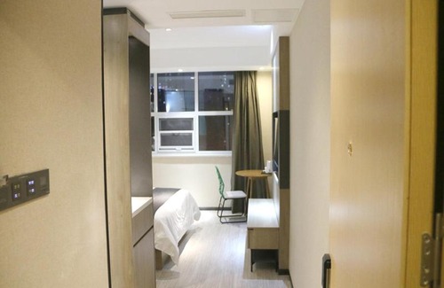 Lanshan District Hotel | Up And In Shandong Linyi Lanshan District Taisheng Square